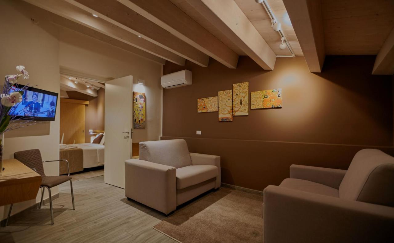 Hotel Hospitality 3*